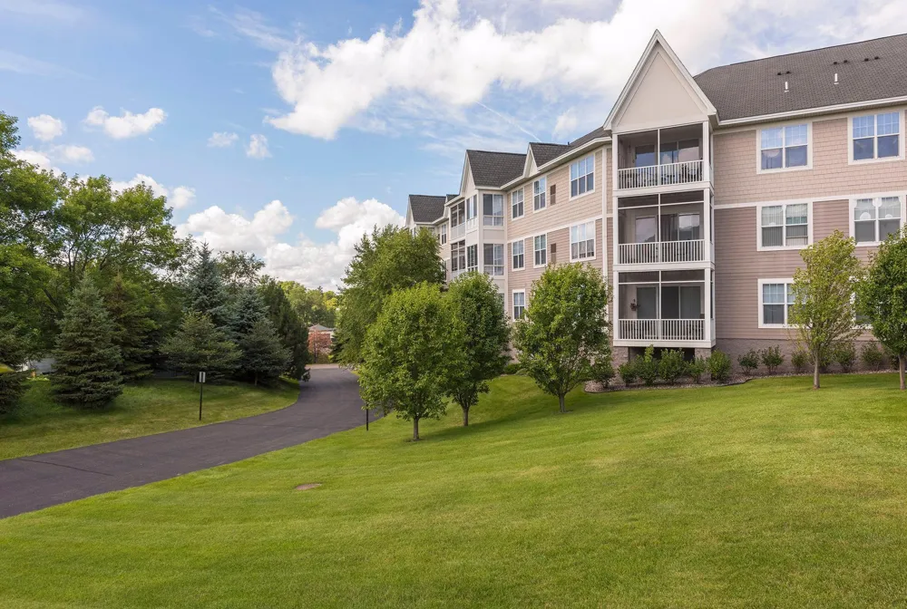 100 Clydesdale Trail #101 Medina, MN 55340