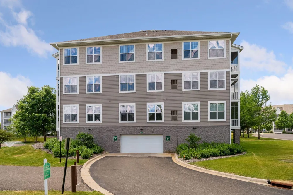 100 Clydesdale Trail #101 Medina, MN 55340