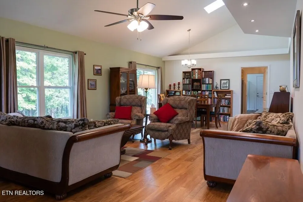 1518 Cummingsville And Sparkman Rd Doyle, TN 38559