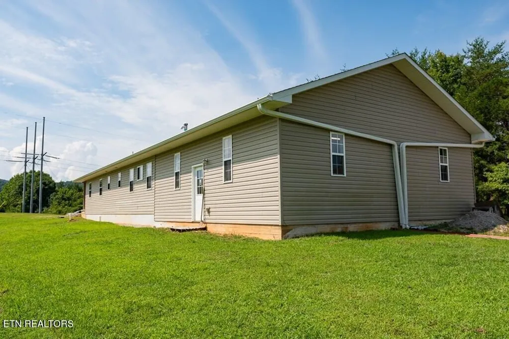 1518 Cummingsville And Sparkman Rd Doyle, TN 38559