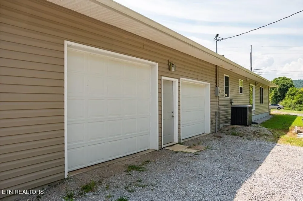 1518 Cummingsville And Sparkman Rd Doyle, TN 38559