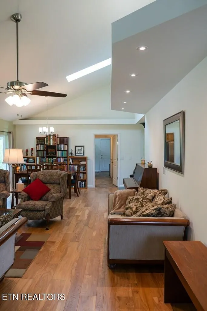 1518 Cummingsville And Sparkman Rd Doyle, TN 38559