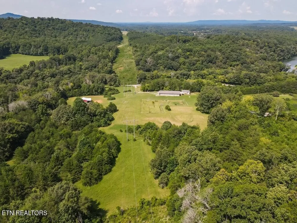 1518 Cummingsville And Sparkman Rd Doyle, TN 38559