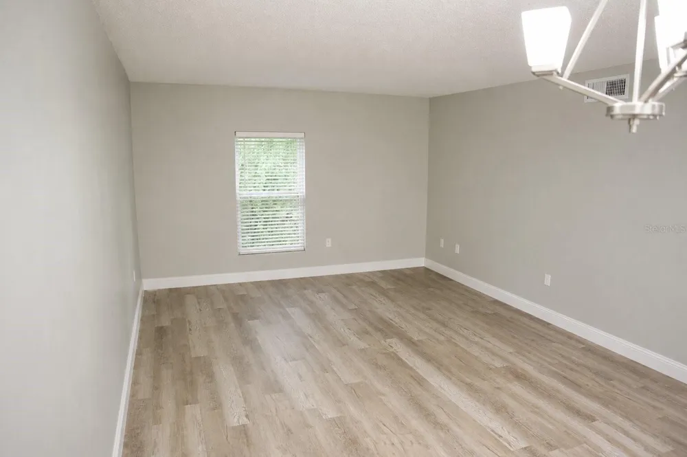 165 PICARDY VILLA CIRCLE #201 Brandon, FL 33510