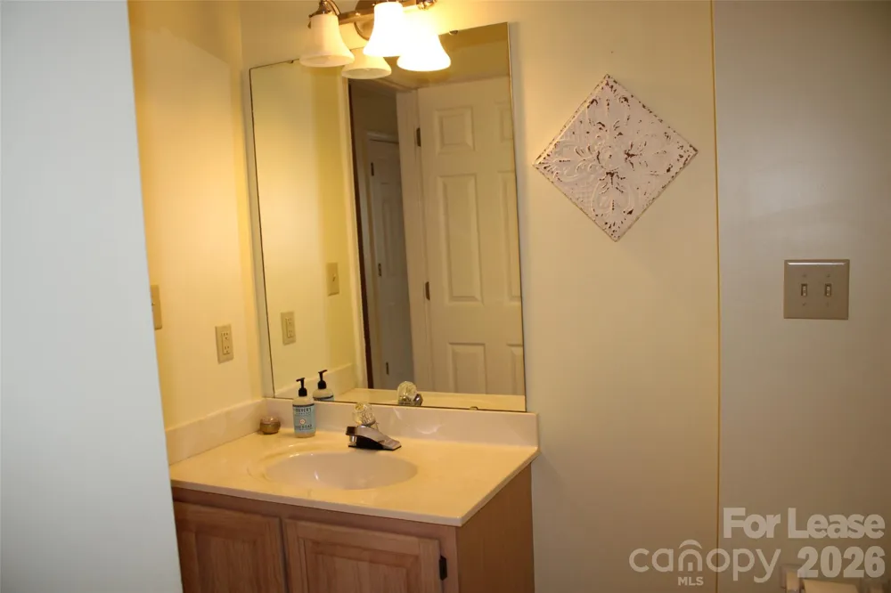 763 Southwest Drive Davidson, NC 28036