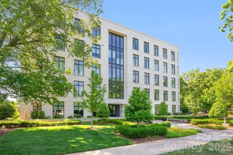 1500 Queens Road #104