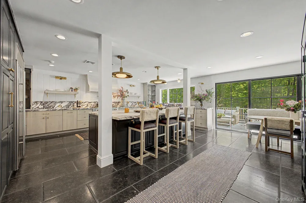 240 Eastwoods Road Pound Ridge, NY 10576
