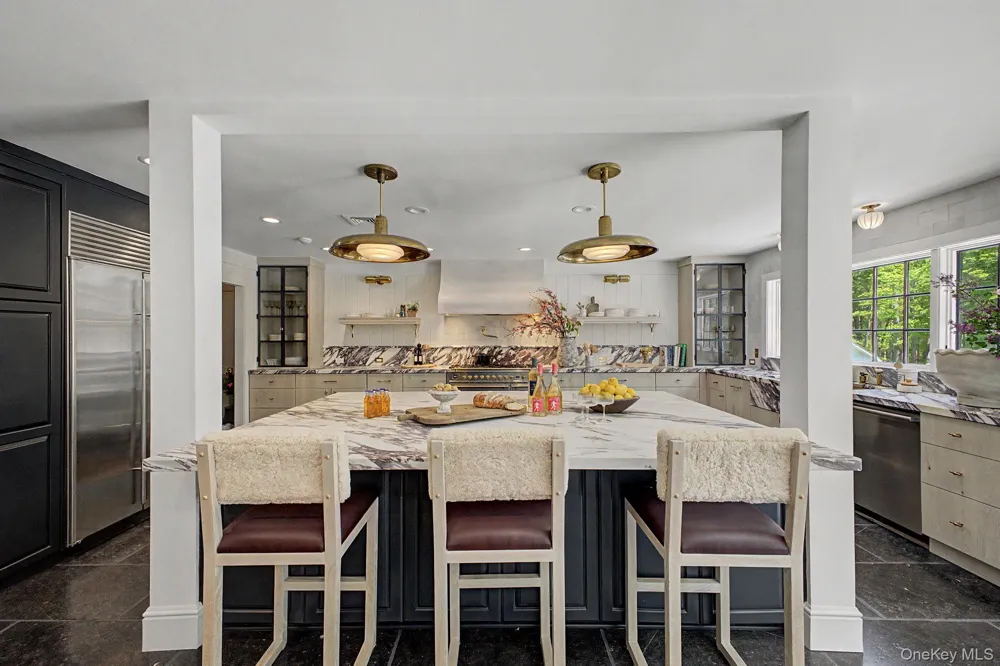 240 Eastwoods Road Pound Ridge, NY 10576