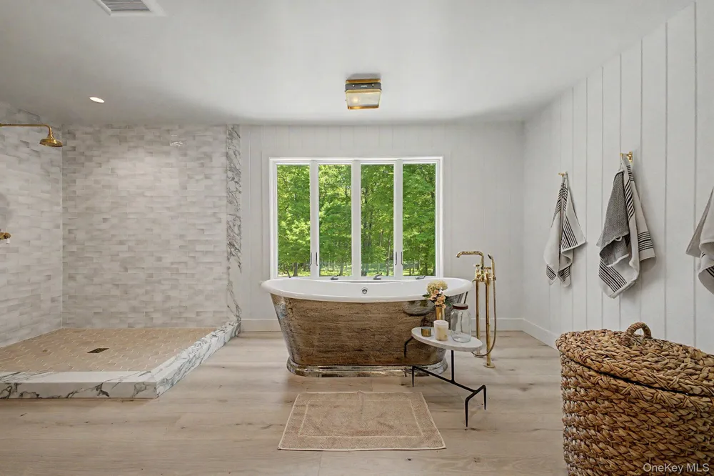 240 Eastwoods Road Pound Ridge, NY 10576