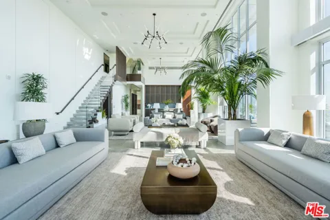 825 S Hill Street #Penthouse