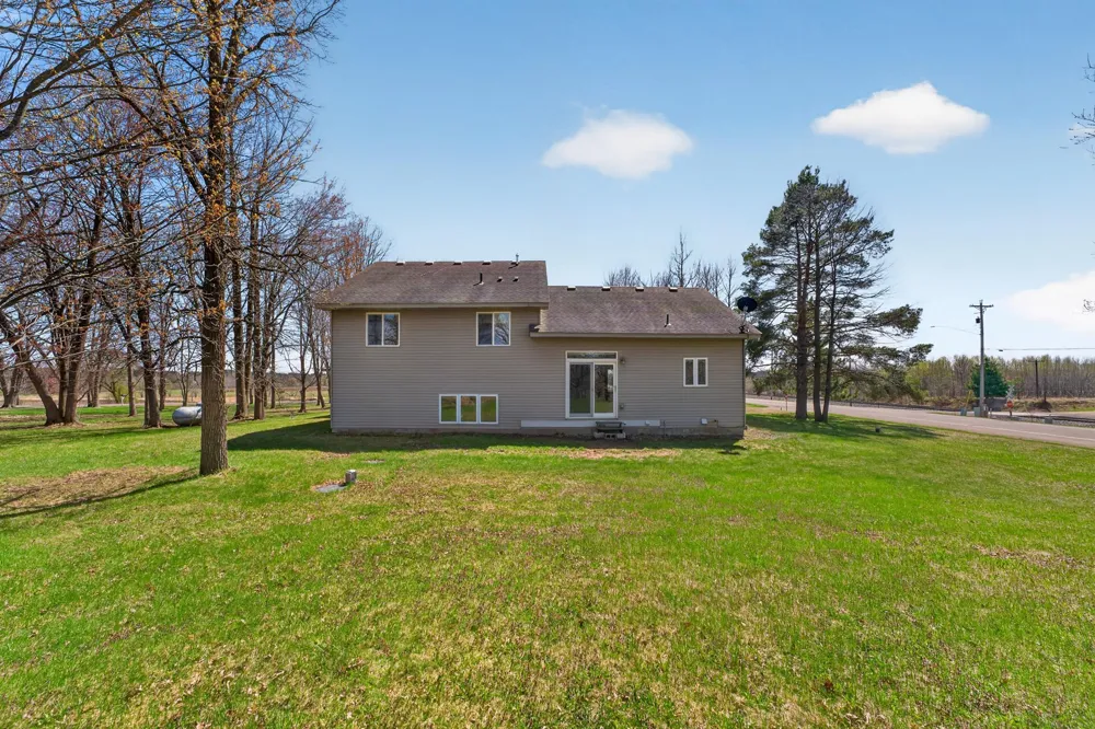 101 Carriage Hill Drive E Hinckley, MN 55037