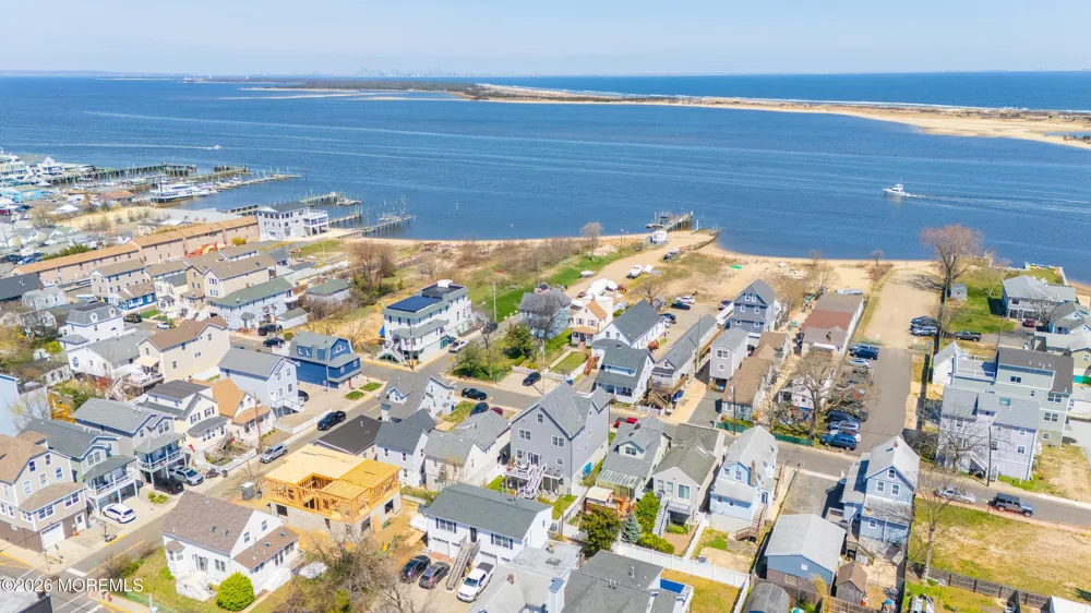 27 5th Street Highlands, NJ 07732