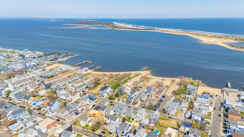 27 5th Street Highlands, NJ 07732