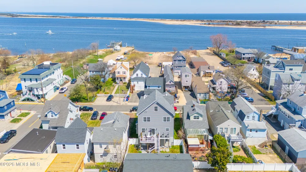 27 5th Street Highlands, NJ 07732