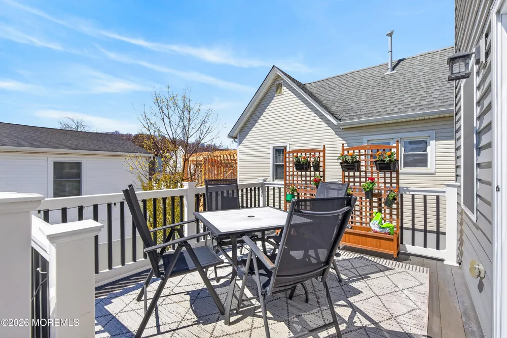27 5th Street Highlands, NJ 07732