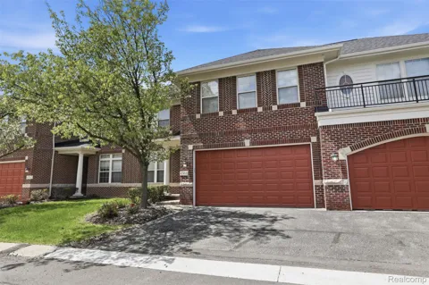 4368 Gateway Circle