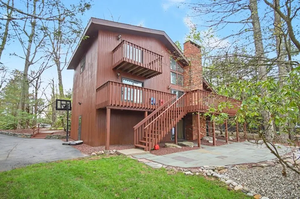 116 Lake Shore Drive W Rock Hill, NY 12775