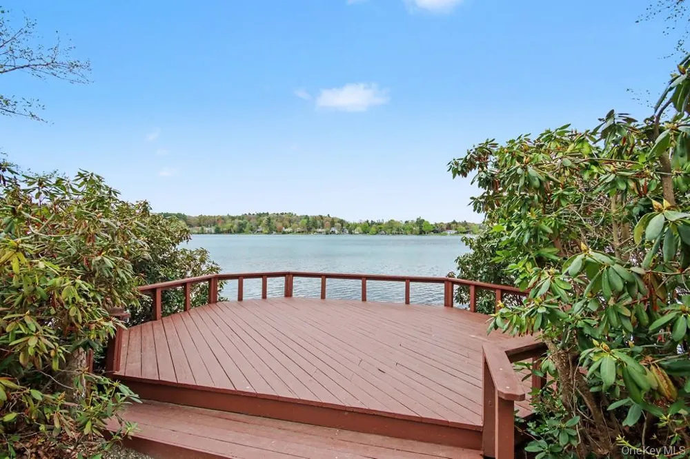 116 Lake Shore Drive W Rock Hill, NY 12775