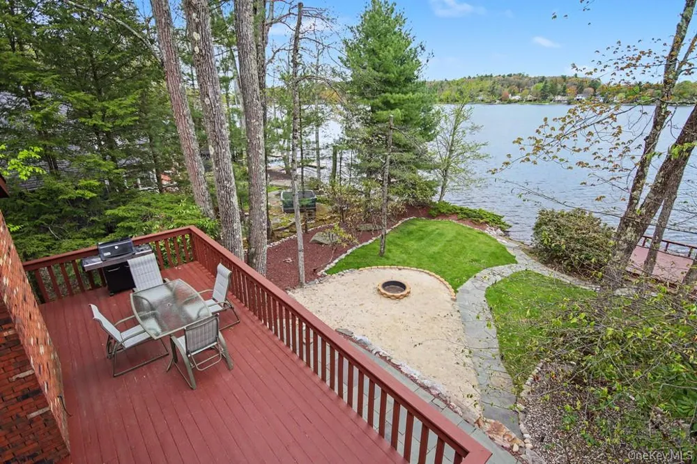 116 Lake Shore Drive W Rock Hill, NY 12775