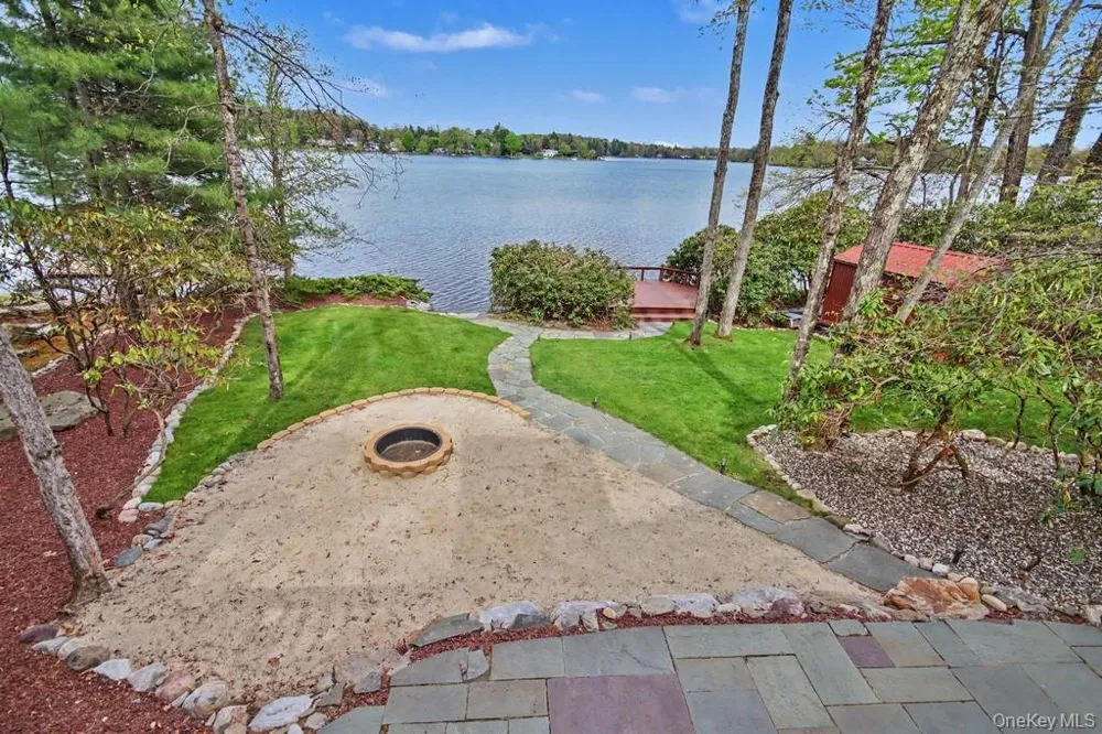 116 Lake Shore Drive W Rock Hill, NY 12775