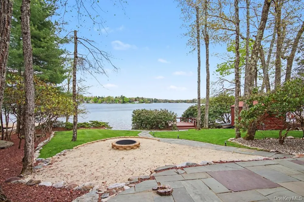 116 Lake Shore Drive W Rock Hill, NY 12775