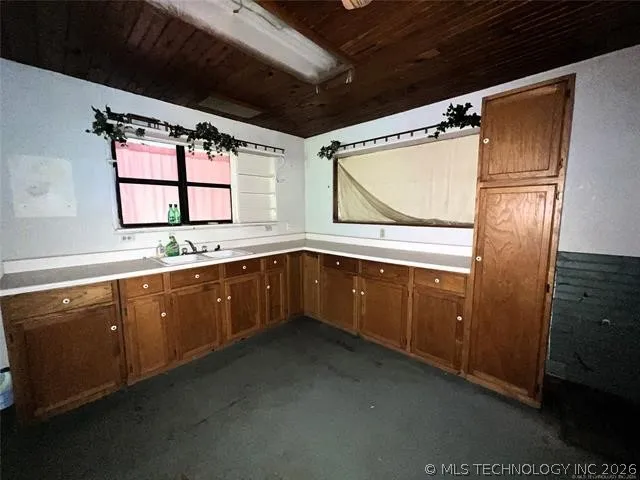 23243 Spicer Shady Point, OK 74956