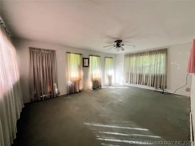 23243 Spicer Shady Point, OK 74956