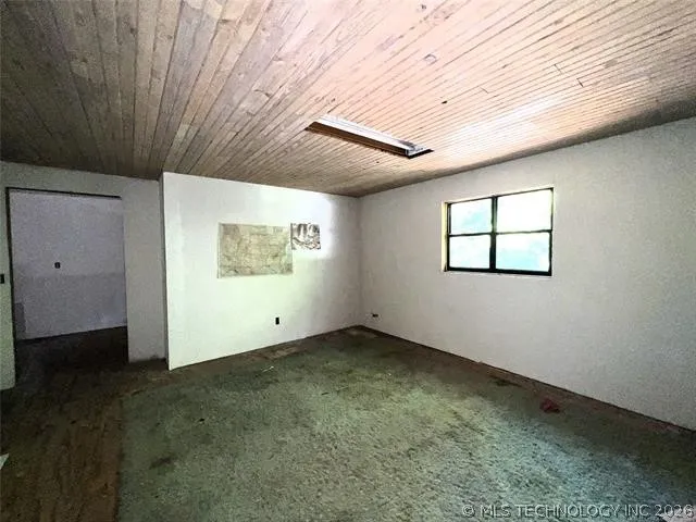 23243 Spicer Shady Point, OK 74956