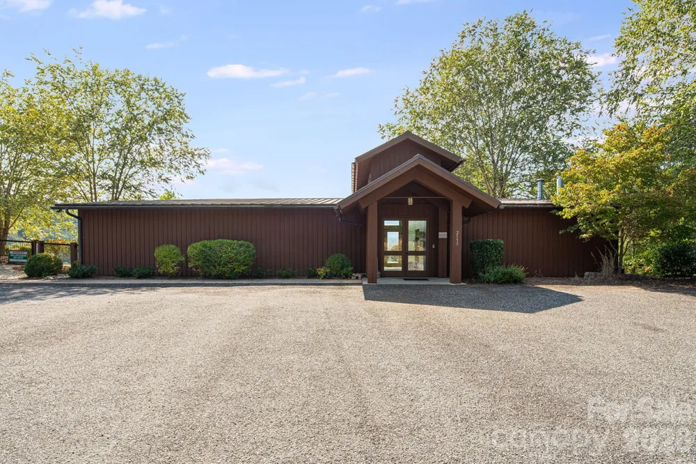 76 Dancing Wind Lane Marshall, NC 28753