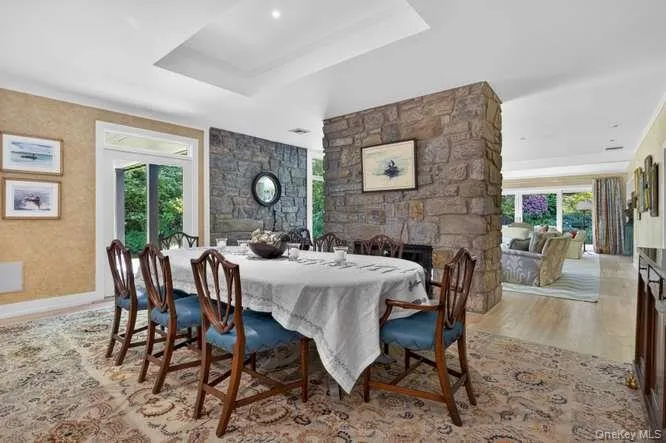 343 Chicken Valley Road Upper Brookville, NY 11545