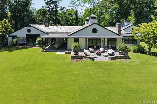 343 Chicken Valley Road Upper Brookville, NY 11545