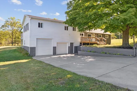 8590 Greenfield Highway