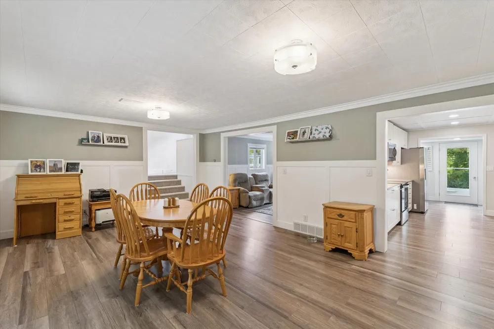 8590 Greenfield Highway Bellevue, MI 49021