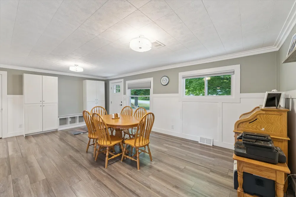 8590 Greenfield Highway Bellevue, MI 49021
