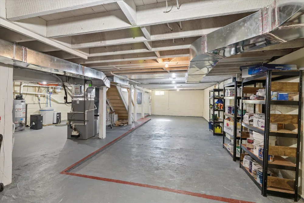 8590 Greenfield Highway Bellevue, MI 49021