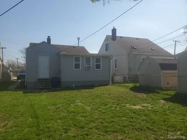 2036 Ford Boulevard Lincoln Park City, MI 48146