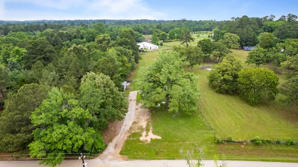 10204 County Road 135 Flint, TX 75762