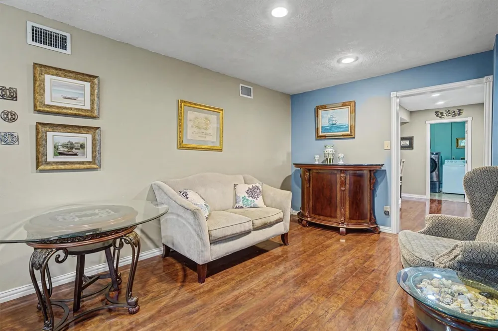 2205 Mission Street Kemah, TX 77565