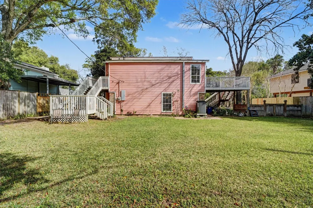 2205 Mission Street Kemah, TX 77565