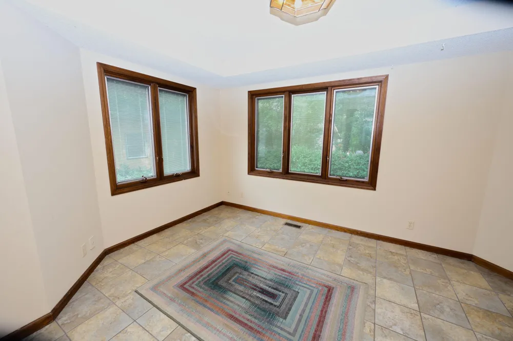 94579 County Road 690 Dowagiac, MI 49047