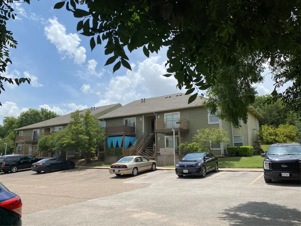1500 Lake Shore Drive #213 Waco, TX 76708