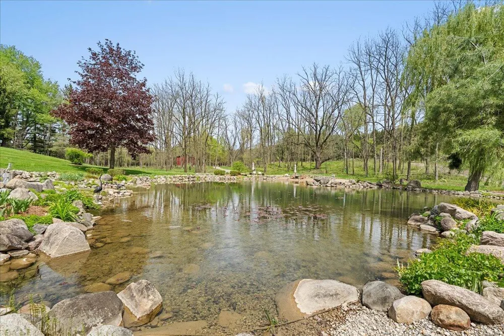 8121 W Eaton Grand Ledge, MI 48837
