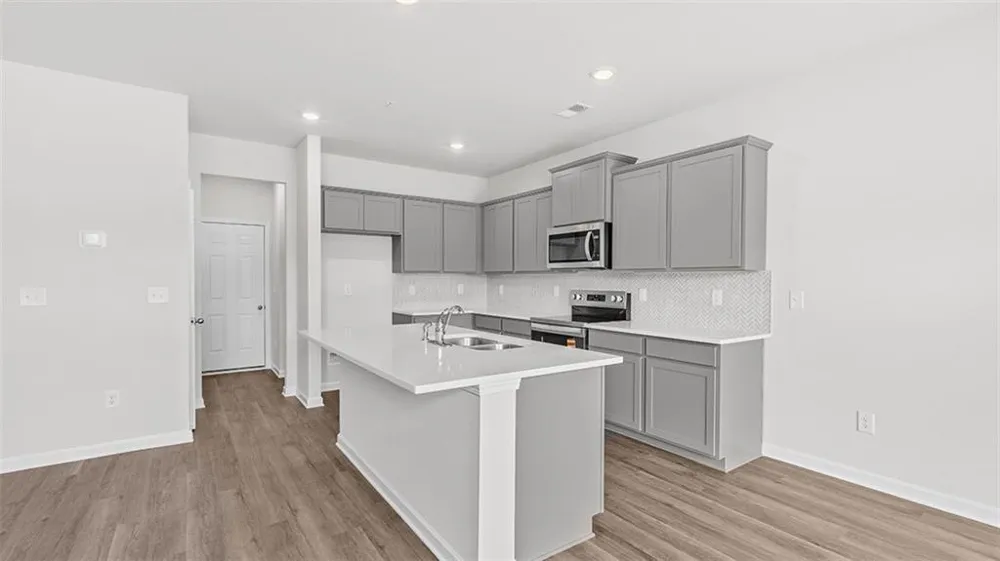 242 Sound Circle Stockbridge, GA 30281