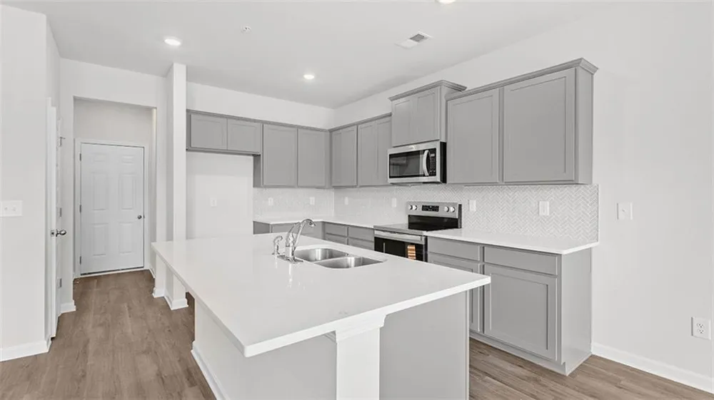 242 Sound Circle Stockbridge, GA 30281