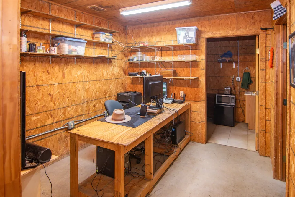 6187 Fm 586 Bangs, TX 76823