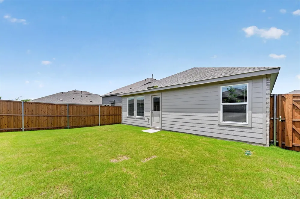 1516 Prince Road Howe, TX 75459
