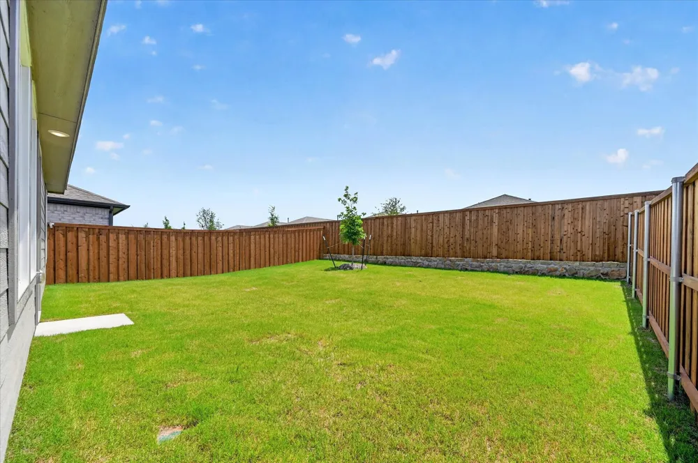 1516 Prince Road Howe, TX 75459