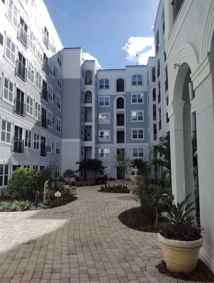 204 E South street #1061 Orlando, FL 32801
