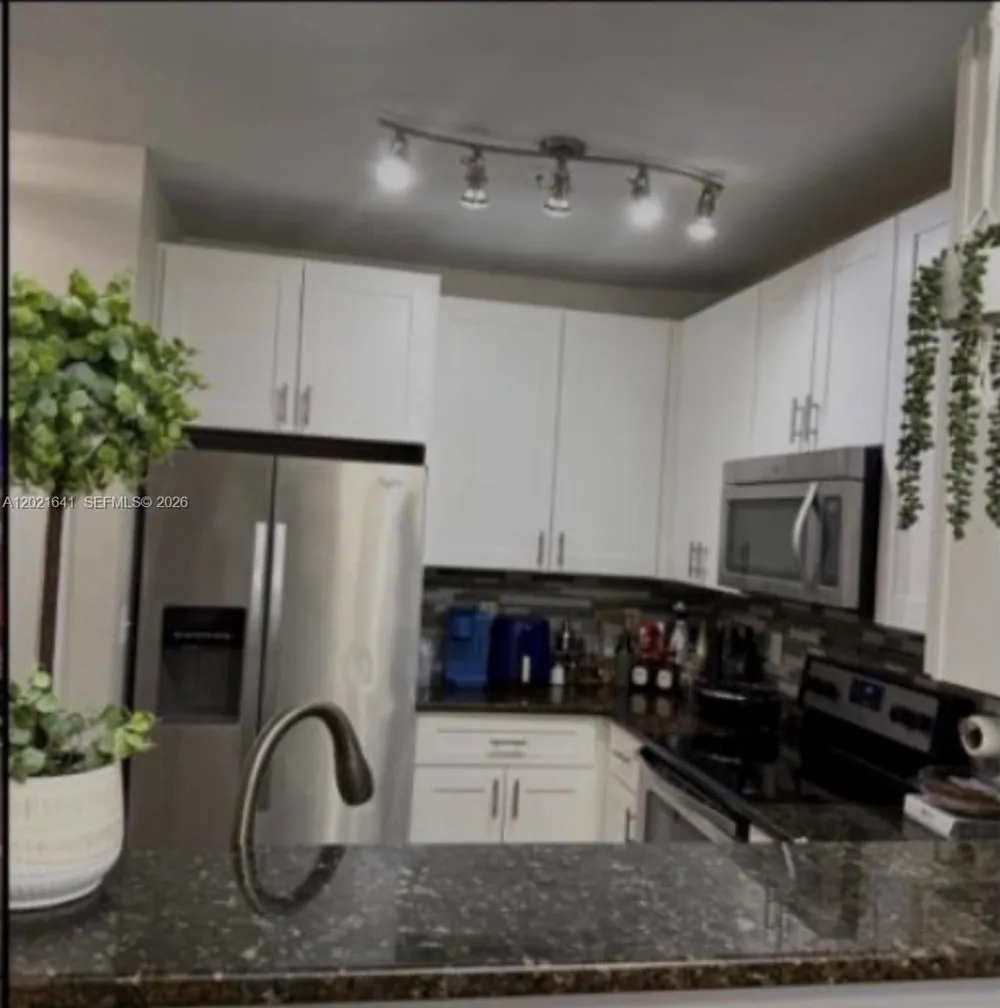 204 E South street #1061 Orlando, FL 32801