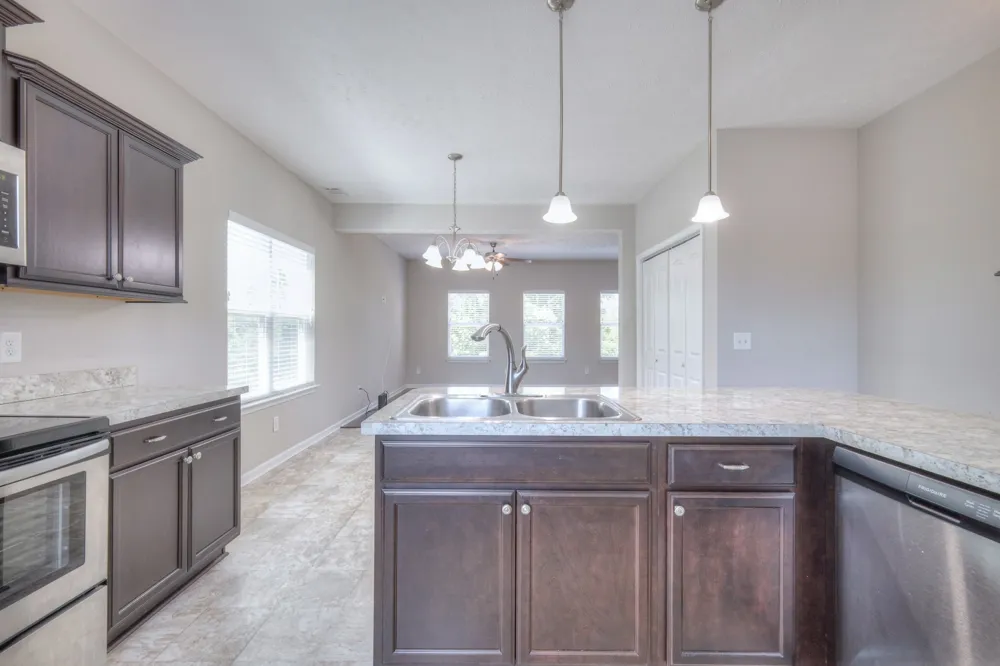 128 Ramsden Ave La Vergne, TN 37086